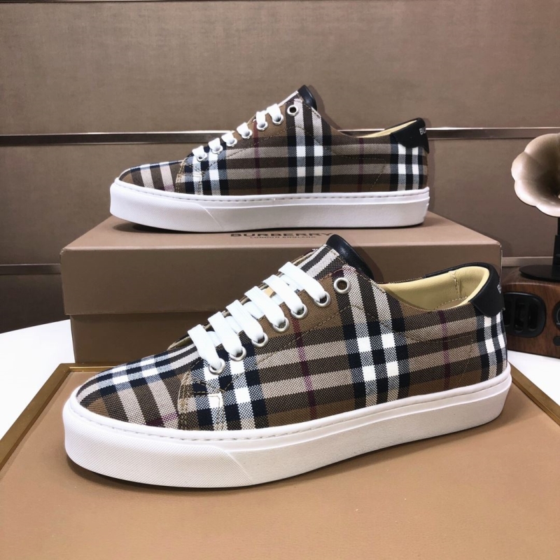 Burberry Sneakers